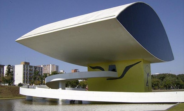 Museu Oscar Niemeyer - Hotel em Curitiba
