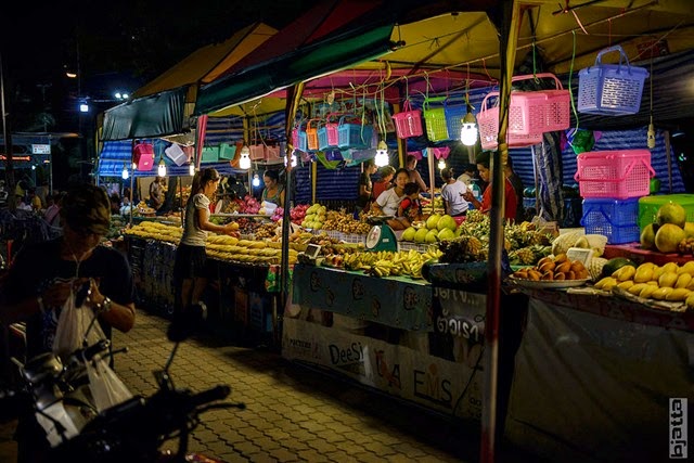 [2557_Thailand_Pattaya_Jomtien_Night_market_at_beach-25.jpg]