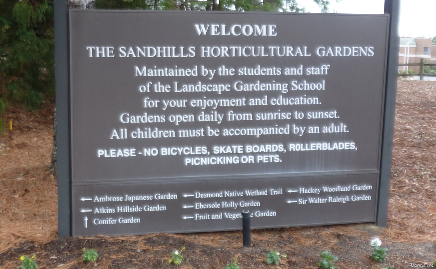 [Sandhill%2520Horticultural%2520Garden_002.jpg]