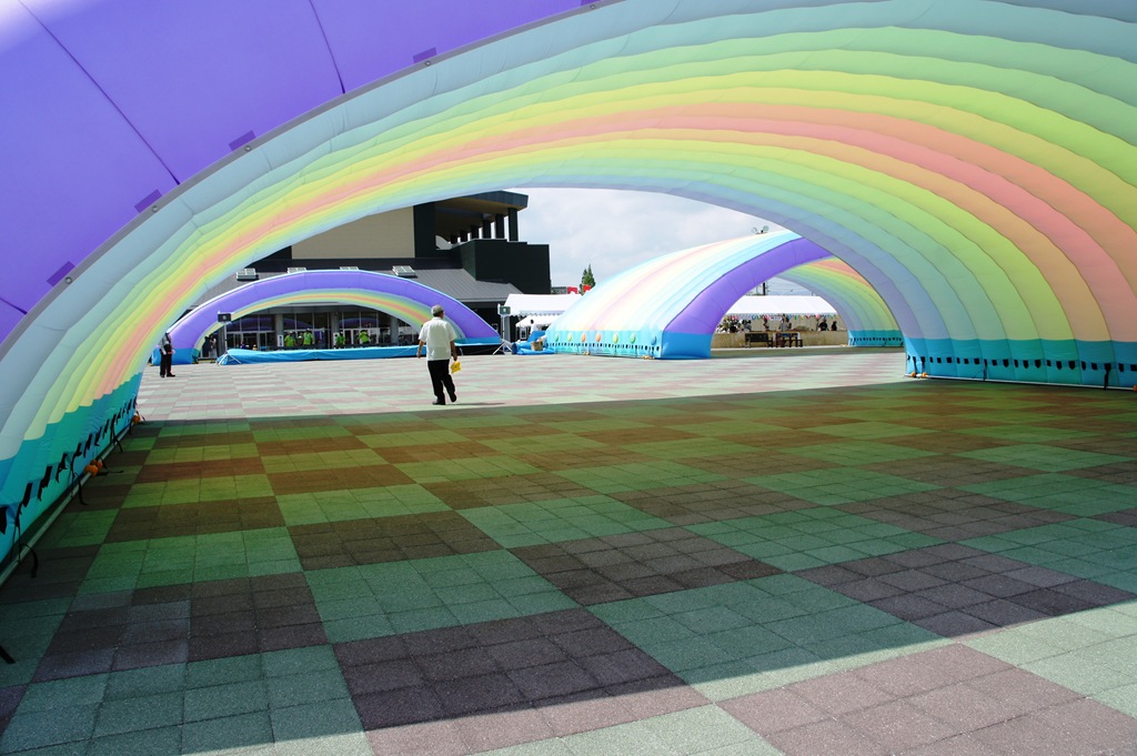 [Gloria%2520Ishizaka%2520-%2520PL%25202011%2520-%2520arco%2520iris%255B4%255D.jpg]