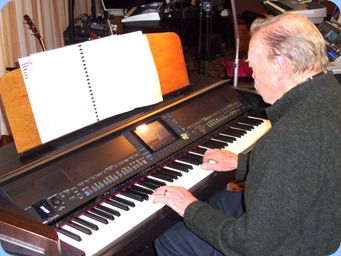 Colin Crann played a nice selection of songs on our Clavinova CVP-509