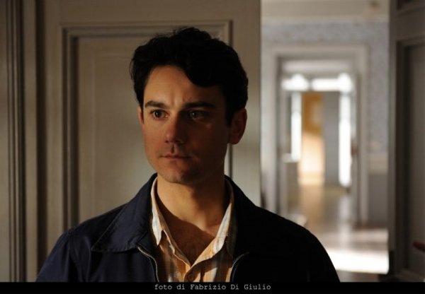[Il-giovane-Montalbano-223.jpg]