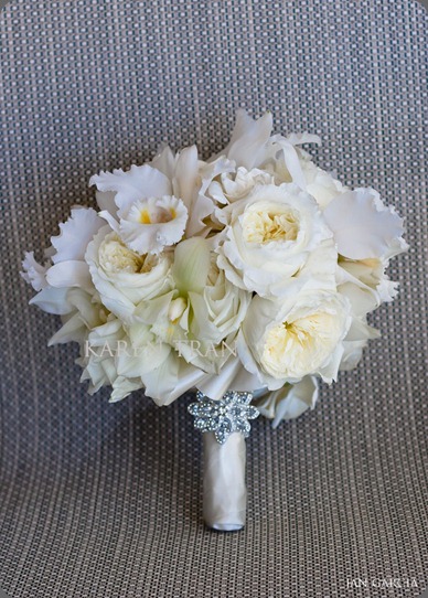 elegant-bridal-bouquet karen tran