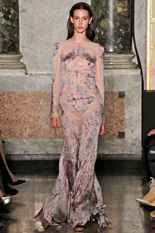 [emilio_pucci___pasarela__431706418_320x480%255B3%255D.jpg]