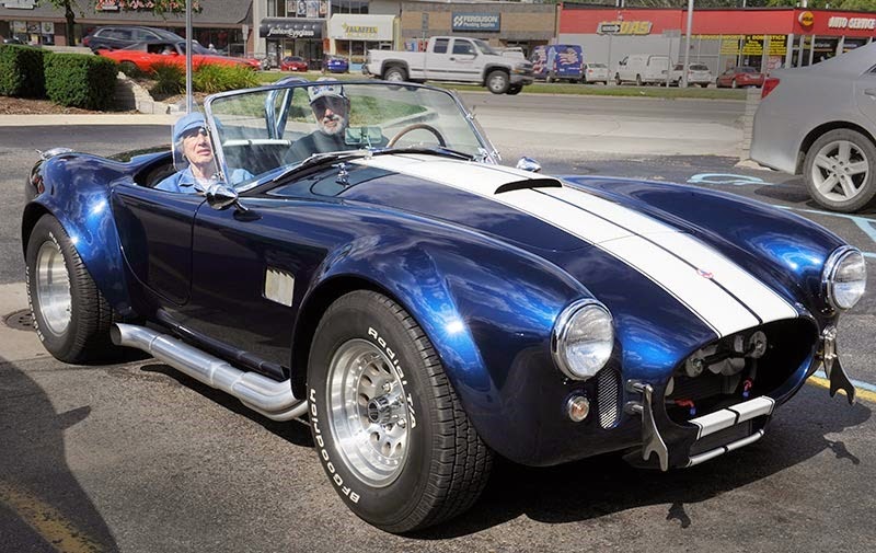 [1966%2520AC%2520Cobra.%255B7%255D.jpg]
