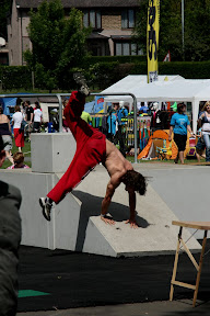 A Parkour athlete strutting his stuff.