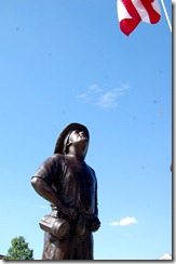 memorialstatues9
