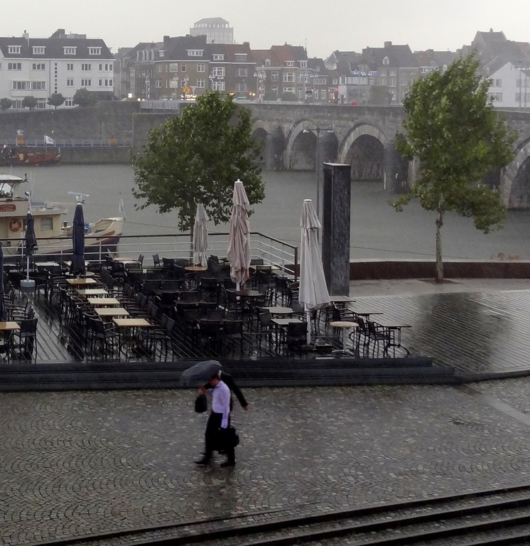 [DSC00029%2520%25281165x1200%2529.jpg]