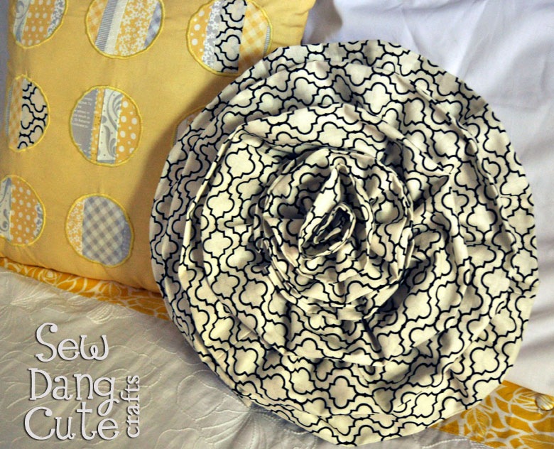 [Round-Rosette-Pillow%255B3%255D.jpg]