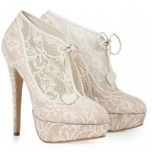 [charlotte-olympia-runaway-bride-minerva%255B5%255D.jpg]