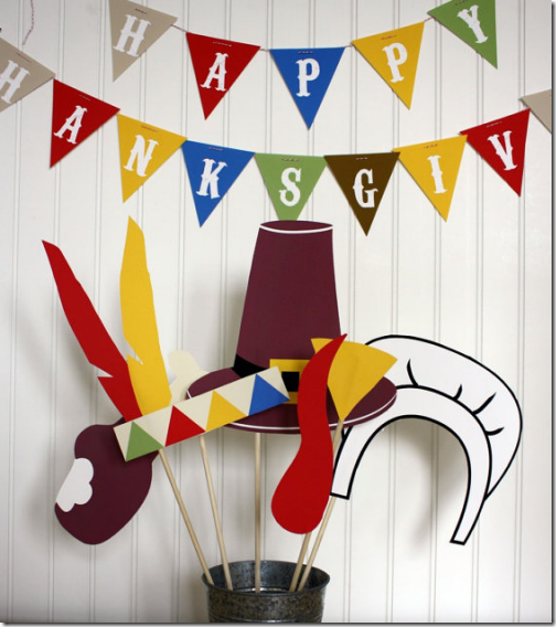 thanksgiving family photo ideas booth