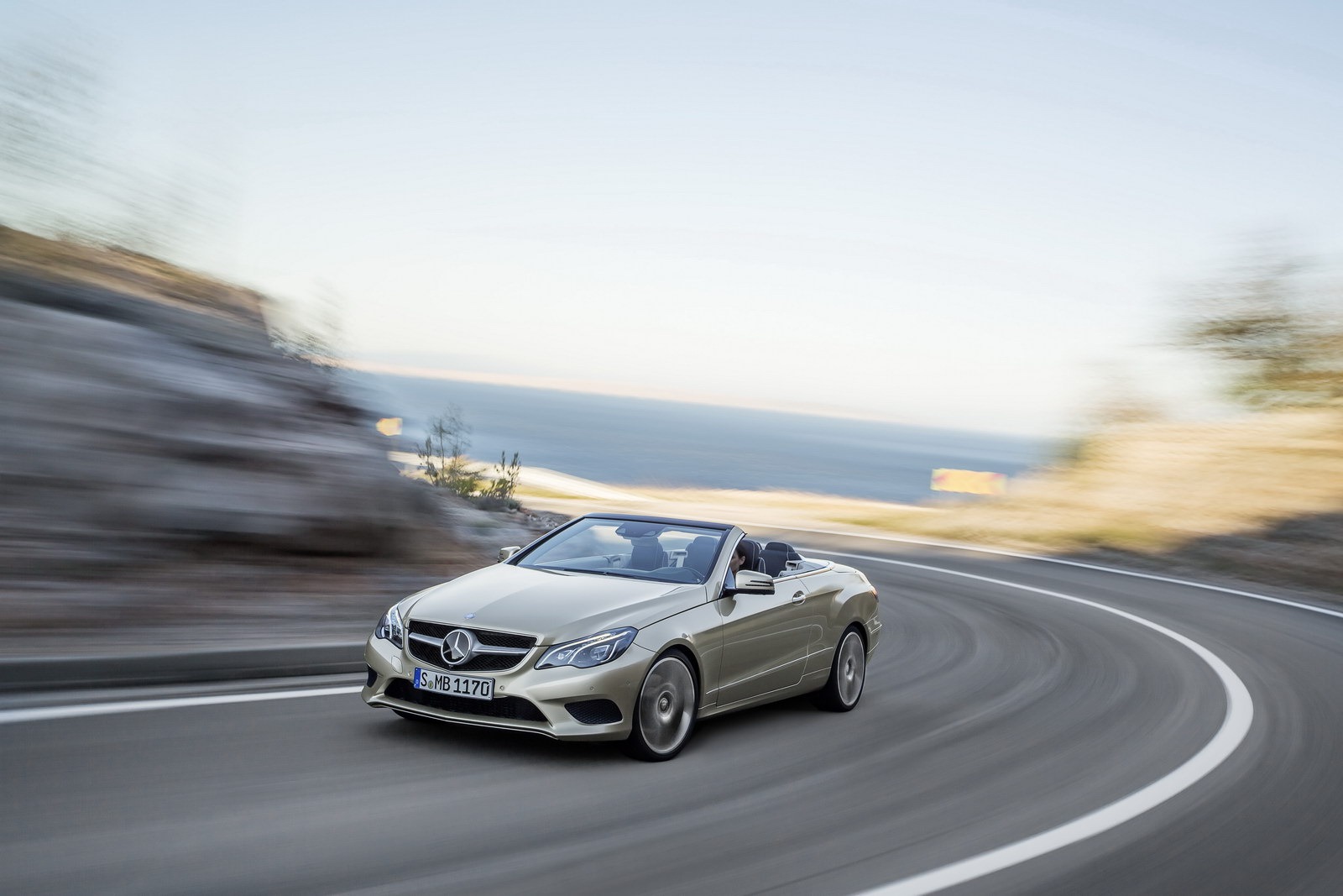 [Mercedes-Benz-E-Class-Coupe-Cabriolet-11%255B2%255D.jpg]