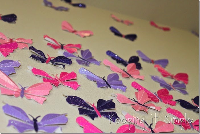 Little girl's room idea glitter paper butterflies (10)