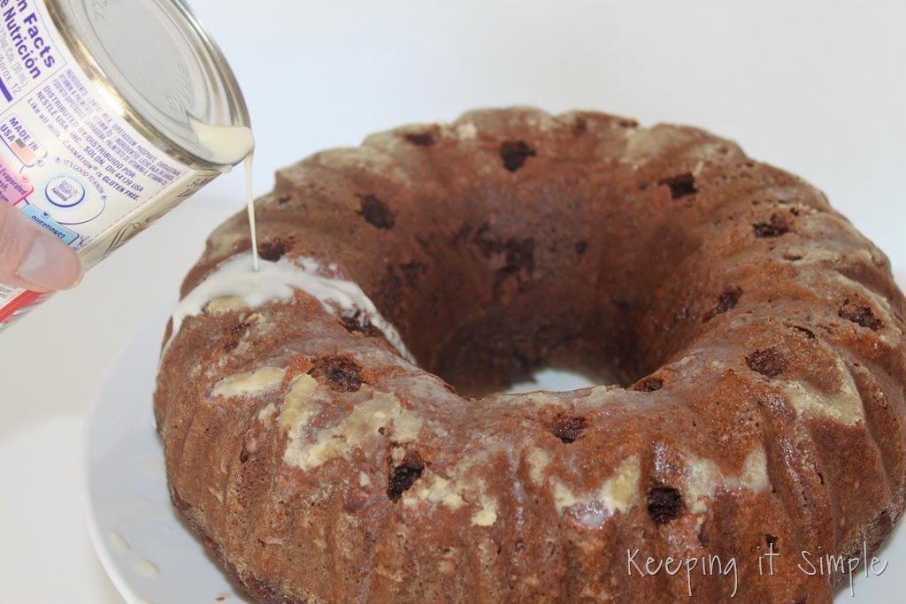 [%2523ad%2520chocolate-fudge-cake-with-Dove-Fruit-Toppings%2520%25286%2529%255B3%255D.jpg]