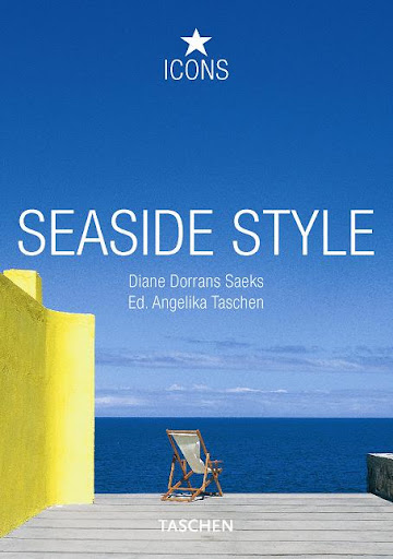 Seaside Style -- chic and effortless.  At least it looks effortless!