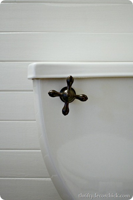 cute toilet handles @thriftydecorchick.com