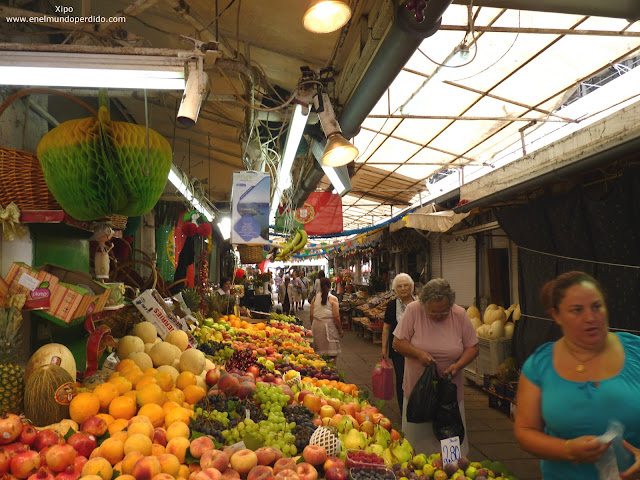 puesto-de-fruta-mercado-del-bolhao.JPG