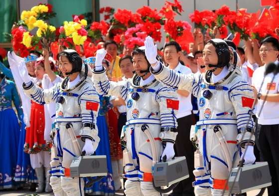 Shenzhou_01