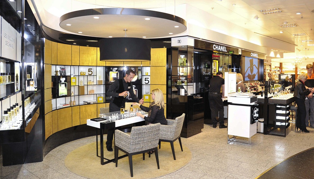 [Breuninger_Beauty_Welt_4%255B5%255D.jpg]