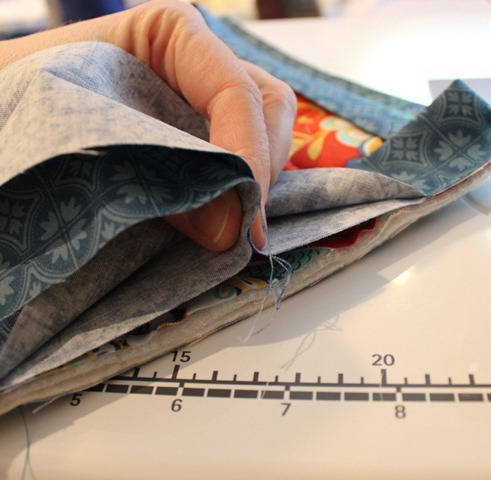Easy Hot Pad Tutorial from The Fabric Mill's blog