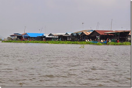 Cambodia Kampong Chhnang floating village 131025_0168