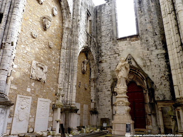 ruinas-monasterio-do-carmo-lisboa.JPG
