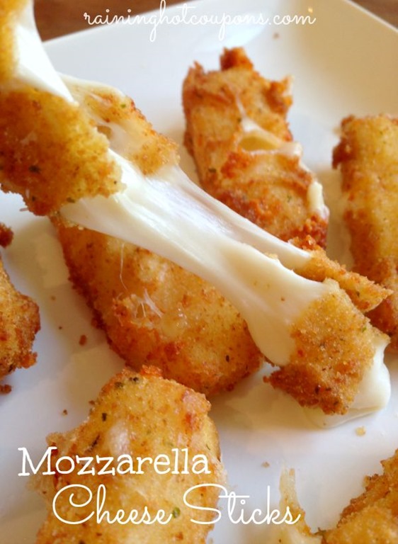[homemade-cheese-sticks4.jpg]