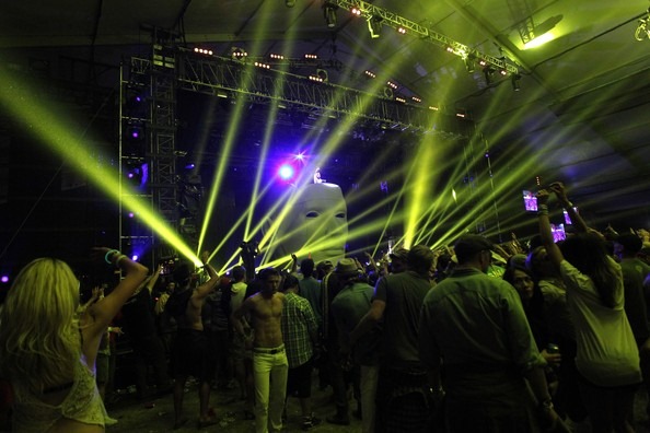 [2012%252BCoachella%252BMusic%252BFestival%252BDay%252B3%252BUe4SwuvH6mvl%255B7%255D.jpg]