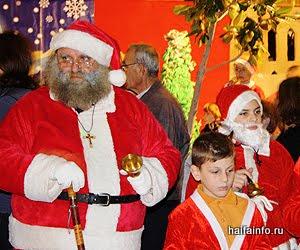 santa300x250.jpg?imgmax=512