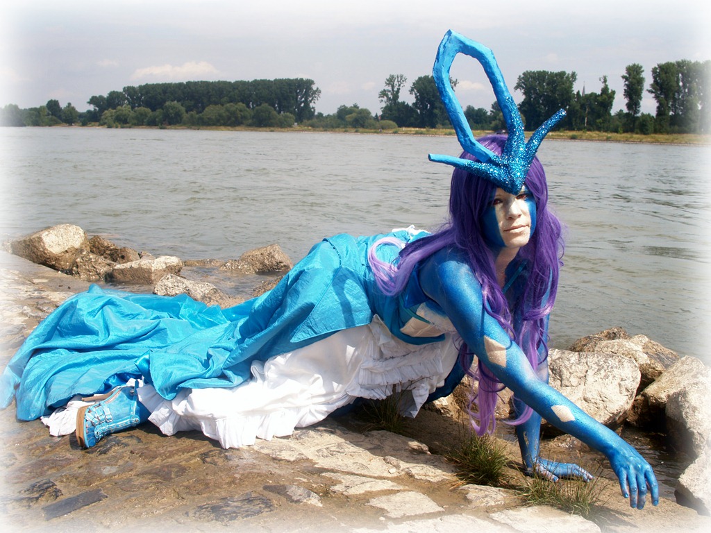 [Pokemon_Suicune_Cosplay_3_by_LostRiddle%255B4%255D.jpg]