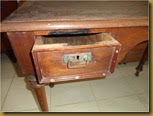 Meja belajar - handle Meja belajar - handle