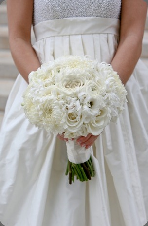 white nirene, hydrangea, lisianthus, ranunculus, football mums and roses just bloomed white nirene, hydrangea, lisianthus, ranunculus, football mums and roses just bloomed