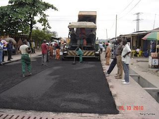 Réhabilitation des routes à Kinshasa.