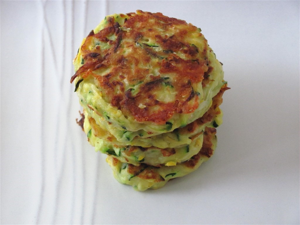 [squash%2520fritters%255B2%255D.jpg]