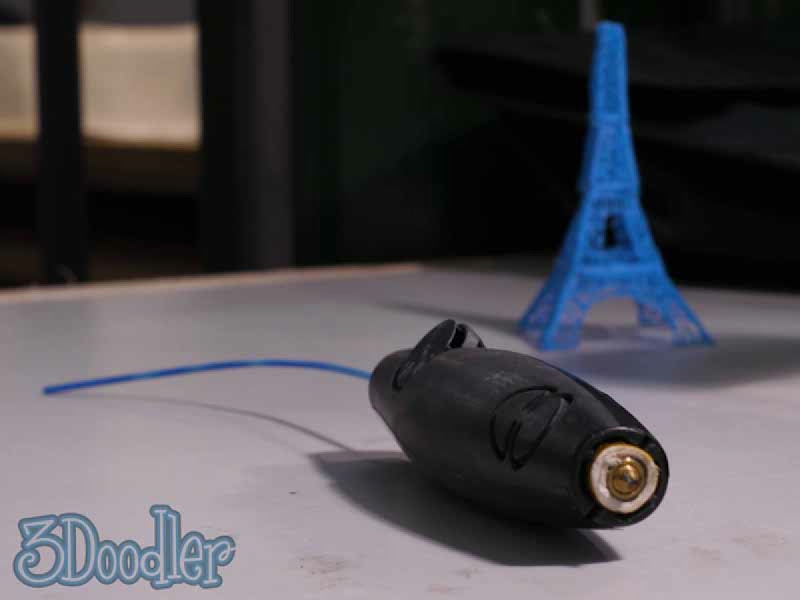 Pen-+-Eiffel1.jpg Pen + Eiffel1