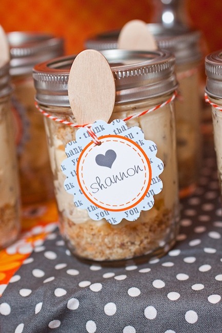 Easy Short Cut Cheesecake Baby Shower Favor via Project Nursery