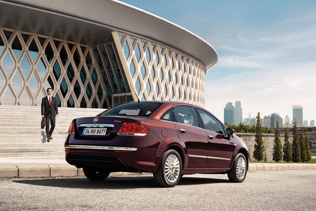 Fiat-Yeni-Linea-04[5].jpg