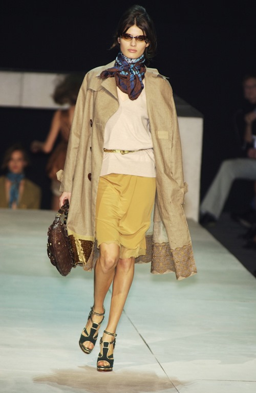 [Louis%252BVuitton%252BSpring%252B2004%252BwqW9LyDVQMex%255B4%255D.jpg]