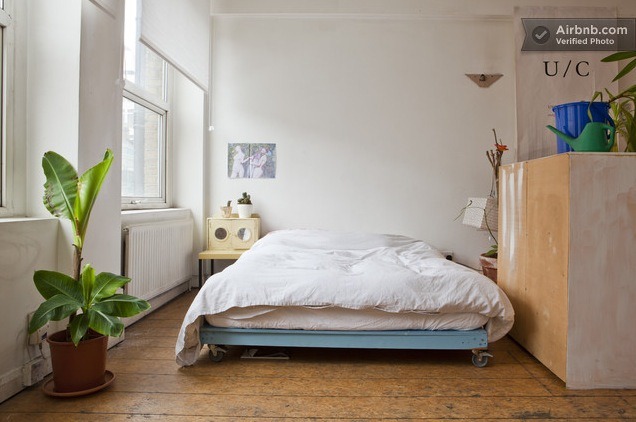 [bedroom-corner-of-london-studio5.jpg]