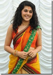 actress_tapsee_latest_cute_photo_in_saree
