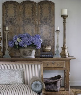 [blue%2520and%2520hydrangeas%2520via%2520pinterest%255B1%255D.jpg]