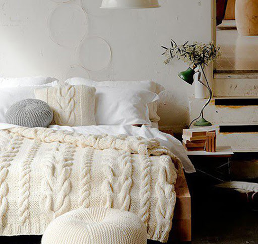 This bed just calls for you to jump in and relax. From http://www.apartmenttherapy.com/la/bedroom/winter-style-adding-cozy-touches-to-the-bedroom-162173 This bed just calls for you to jump in and relax. From http://www.apartmenttherapy.com/la/bedroom/winter-style-adding-cozy-touches-to-the-bedroom-162173