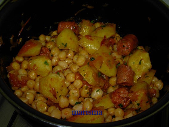 [garbanzos%2520guisados4%2520copia%255B4%255D.jpg]