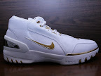 USA Basketball usabasketball lebron1 goldmedal 03 USA Basketball