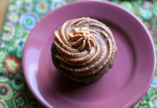 [chocolate%2520peanut%2520butter%2520cupakes%25202%255B1%255D.jpg]