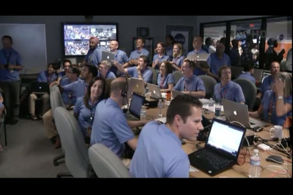 Macs computers in use at JPL for Mars Curiosity rover landing