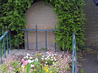Little Johns headstone