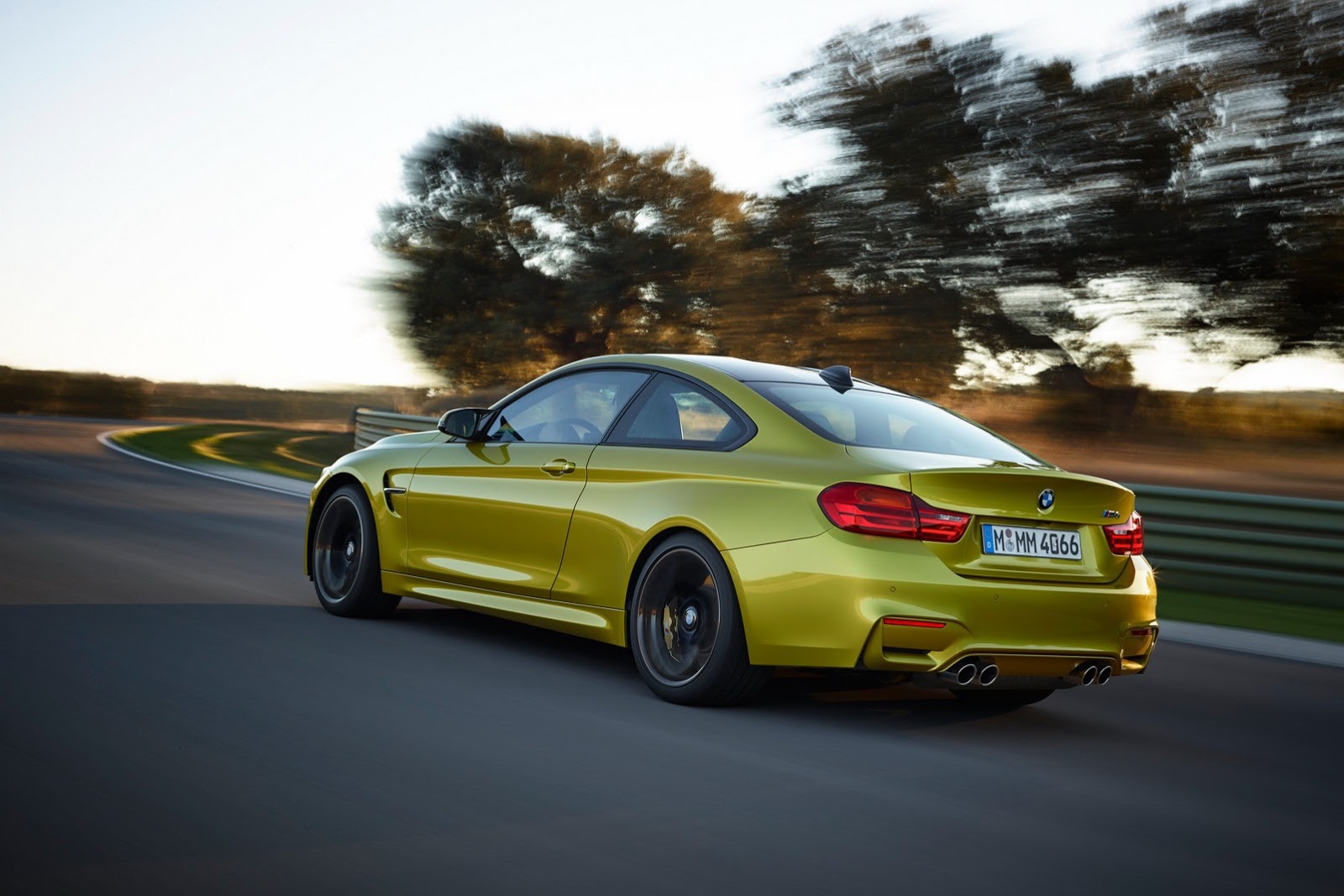 [New-BMW-M4-Coupe-8%255B2%255D.jpg]