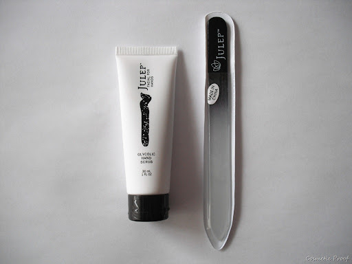 Julep Crystal Nail File – This is my second one which I will give to my