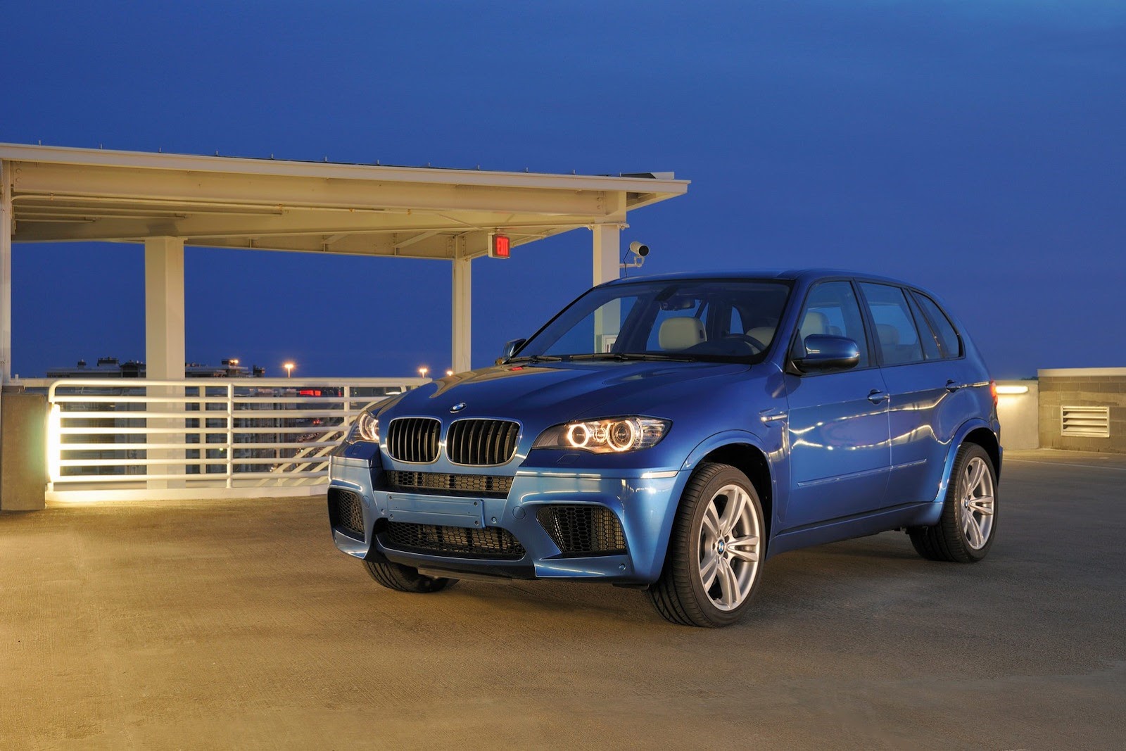 [BMW-M-4%255B2%255D.jpg]